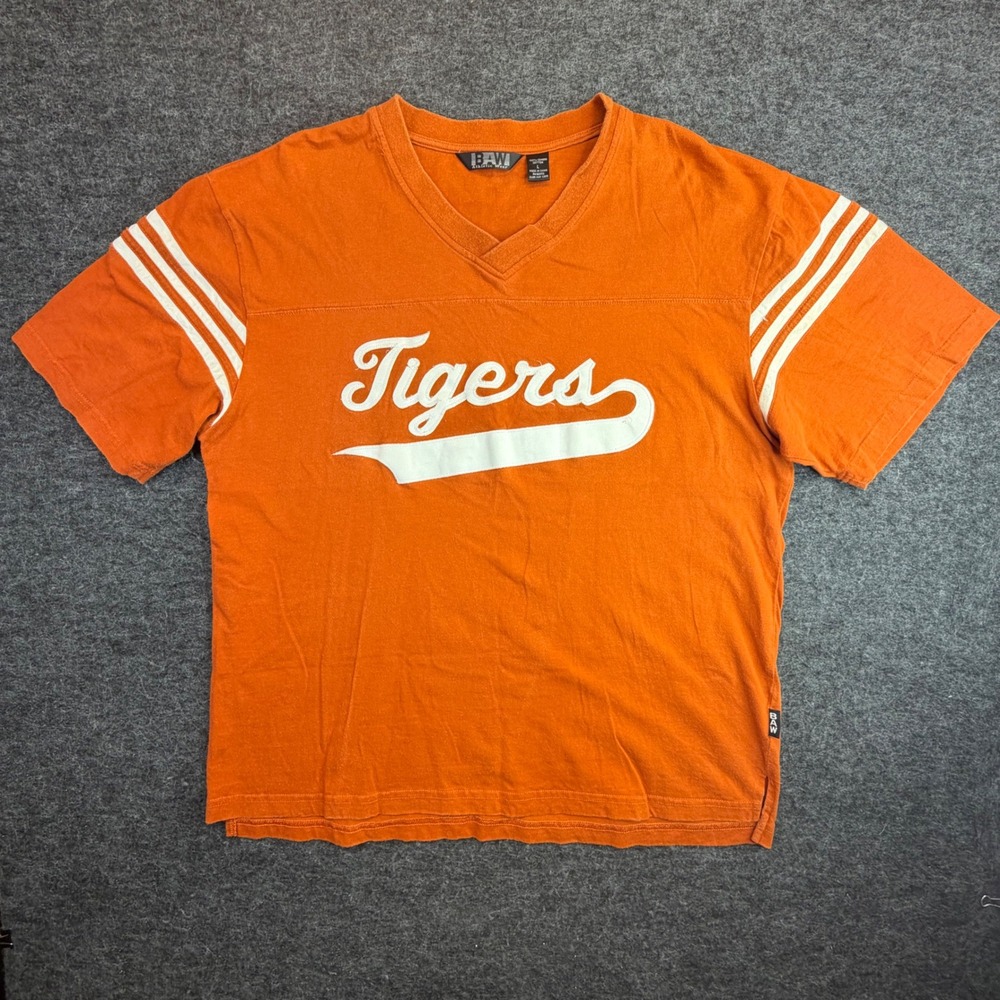 BAW Athletic Wear Tigers T-Shirt Mens Large Orange V-Neck Striped Sleeve Cotton‎